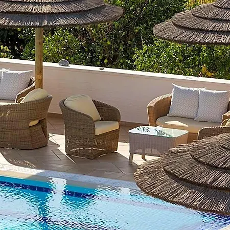 Hotel Ostria Naxos City