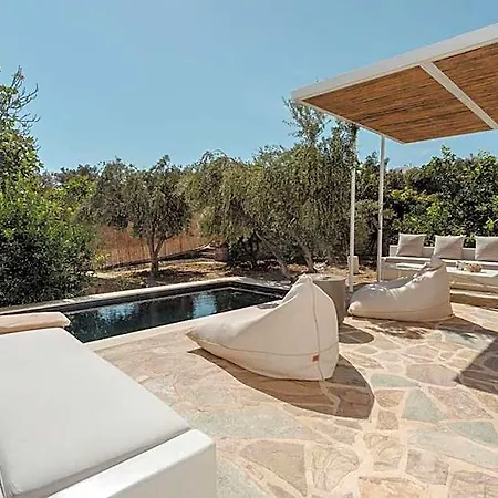 Hotel Ostria Naxos City