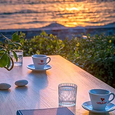 Ostria Naxos City