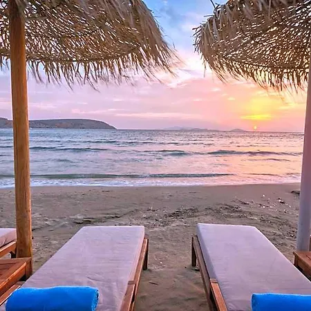 Hotel Ostria Naxos City