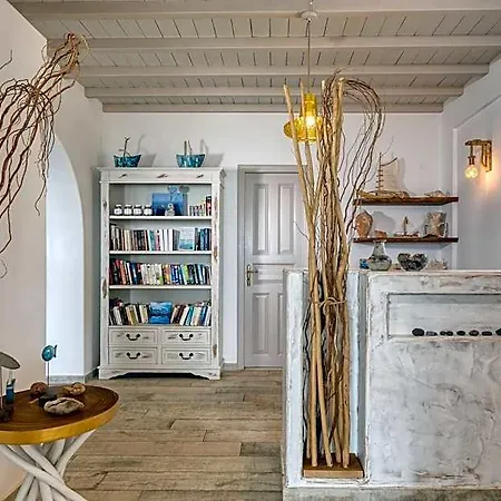 Hotel Ostria Naxos City